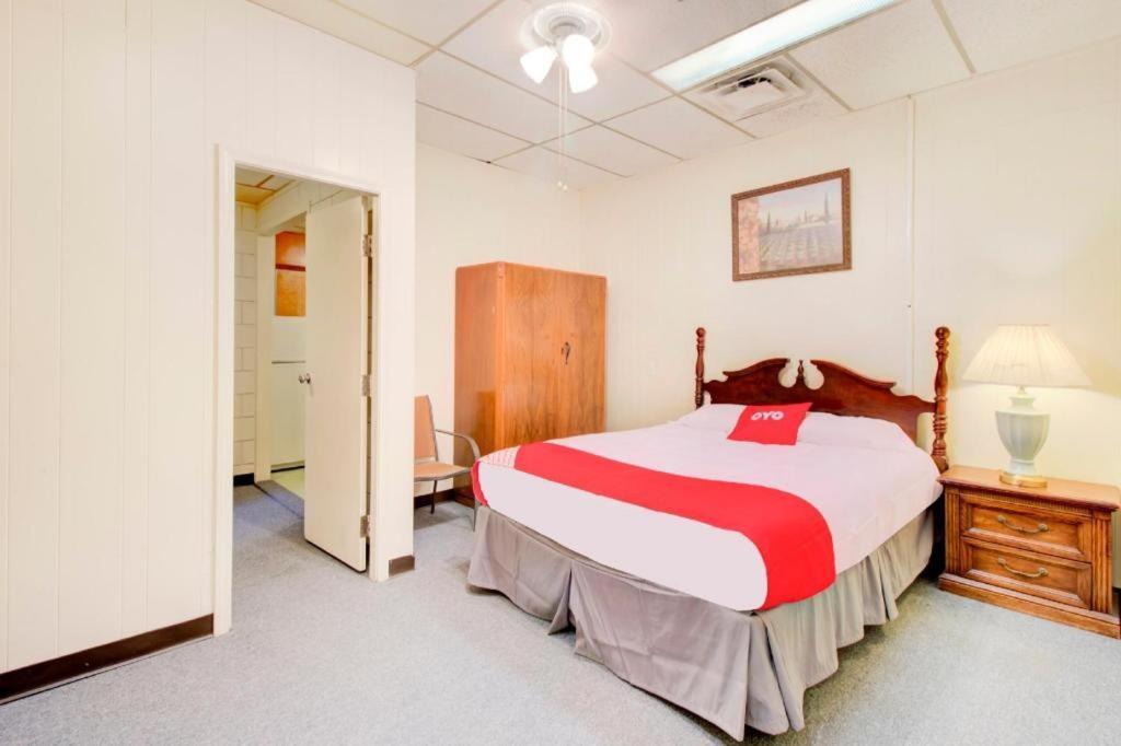Oyo Hotel Drumright I-44 Ok ภายนอก รูปภาพ