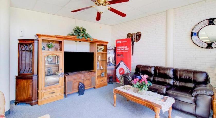 Oyo Hotel Drumright I-44 Ok ภายนอก รูปภาพ