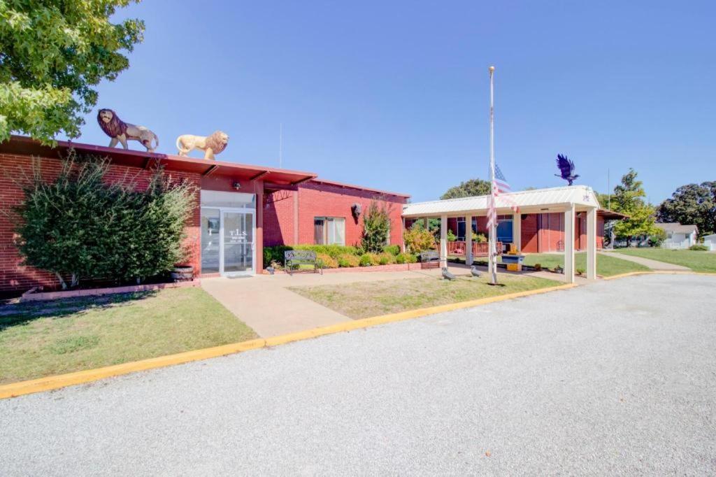 Oyo Hotel Drumright I-44 Ok ภายนอก รูปภาพ